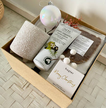 Load image into Gallery viewer, Affordable Christmas Natural Gift Pamper Hamper Box Large