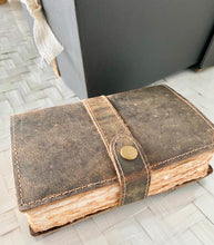 Load image into Gallery viewer, Dad Fathers Gift Box Set Birthday, Thank You Hamper Large