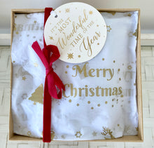 Load image into Gallery viewer, Affordable Christmas Gift Pamper Hamper Box Small