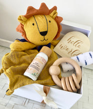 Load image into Gallery viewer, Affordable Baby Lion Comforter Baby Shower Boy Gift Hamper Gift Box