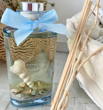 Load image into Gallery viewer, Coastal Shells Hamptons Any Occasion Gift Basket Hamper Large