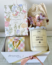 Load image into Gallery viewer, Happy Birthday Cupcake Pamper Hamper Gift Box Small