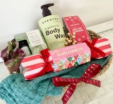 Load image into Gallery viewer, Festive Relaxation Christmas Gift Basket Pamper Hamper Medium