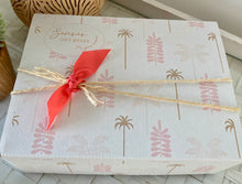 Load image into Gallery viewer, Happy Birthday Pamper Hamper Gift Box Medium Signature Range