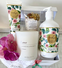 Load image into Gallery viewer, Love Candle Gift Pamper Hamper Gift Box Set Large