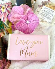 Load image into Gallery viewer, Love You Mum Thank you Mum Pamper Hamper Basket Gift Large