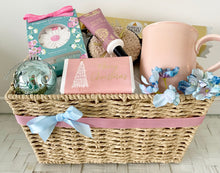 Load image into Gallery viewer, Merry Christmas Gift Box Pamper Hamper Basket Large