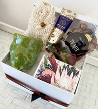 Load image into Gallery viewer, Thank you Autumn Female Gift Box Hamper Medium