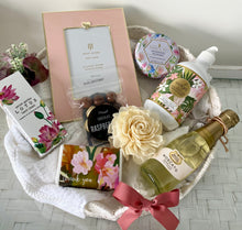 Load image into Gallery viewer, Ultimate Thank you Pamper Hamper Basket Gift Large