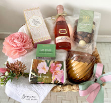 Load image into Gallery viewer, Ultimate Thank you Gift Set Pamper Hamper Basket Large
