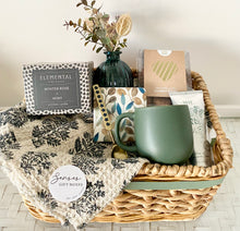 Load image into Gallery viewer, Any Occasion Home Housewarming, Gift Basket Hamper Large
