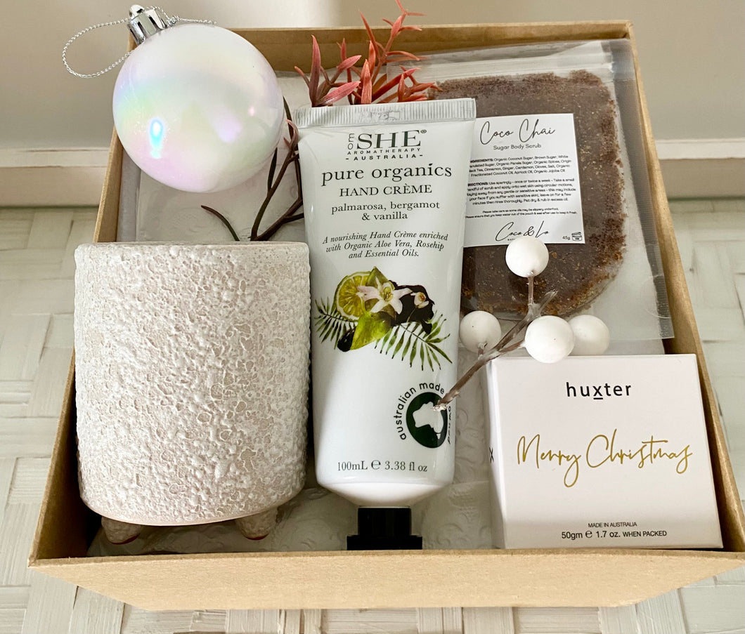 Affordable Christmas Natural Gift Pamper Hamper Box Large
