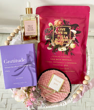 Load image into Gallery viewer, Gratitude Thank you Luxe Pamper Hamper Female Gift Basket Hamper Large
