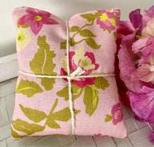 Load image into Gallery viewer, Beautiful Australian Made Self Care Heat Packs 5 Designs To Choose From
