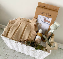 Load image into Gallery viewer, Baby Gender Neutral Baby Shower Hamper Puppy Dog Gift Basket Medium
