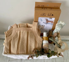Load image into Gallery viewer, Baby Gender Neutral Baby Shower Hamper Puppy Dog Gift Basket Medium
