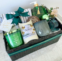 Load image into Gallery viewer, Lush Garden Christmas Gift Basket Pamper Hamper Large
