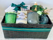 Load image into Gallery viewer, Lush Garden Christmas Gift Basket Pamper Hamper Large
