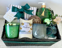 Load image into Gallery viewer, Lush Garden Christmas Gift Basket Pamper Hamper Large
