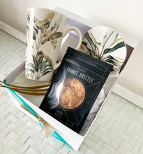 Load image into Gallery viewer, Tropical Palm Mug Set Gift Box Birthday, Thank you, Get Well Unisex Medium
