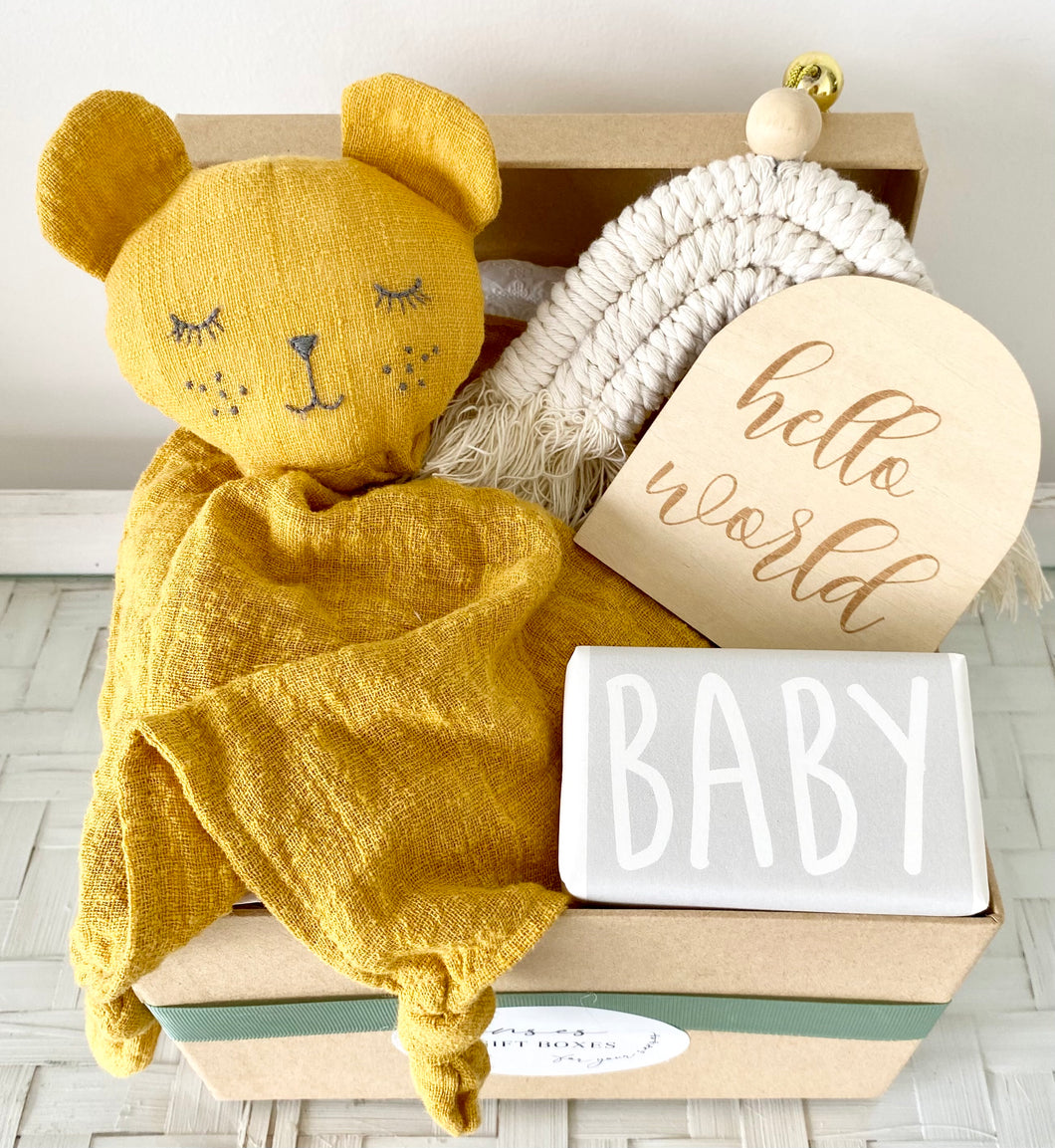 Baby Bear Comforter Baby Shower Hamper Gift Box Unisex Medium