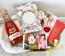 Load image into Gallery viewer, Mothers Day Celebration Thank You Pamper Hamper Basket Gift Medium
