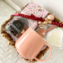 Load image into Gallery viewer, Christmas Mug &amp; Chocolates Gift Set Basket Hamper Medium
