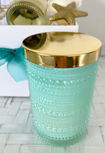 Load image into Gallery viewer, Christmas Coastal Wishes Gift Box Pamper Hamper Large
