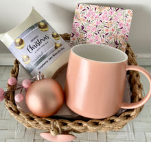 Load image into Gallery viewer, Christmas Biscuits, Mug &amp; Coaster Gift Hamper Basket Small
