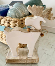 Load image into Gallery viewer, Merry Christmas Reindeer Basket Pamper Hamper Large
