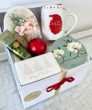 Load image into Gallery viewer, Christmas Thank You Ho Ho Ho Gift Box Pamper Hamper Large
