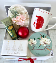 Load image into Gallery viewer, Christmas Thank You Ho Ho Ho Gift Box Pamper Hamper Large
