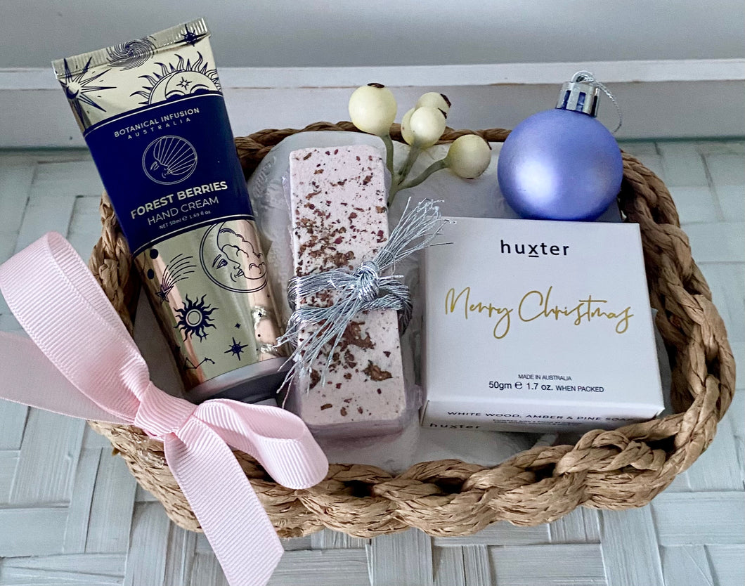 Merry Christmas Gift Hamper Basket Small