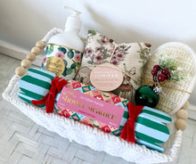 Load image into Gallery viewer, Christmas Wishes Heat Pack Gift Pamper Hamper Basket Large
