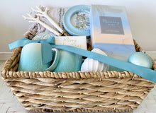 Load image into Gallery viewer, Ultimate Christmas Coastal Vibes Gift Basket Hamper Housewarming, Birthday, Thank you Large
