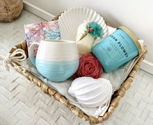 Load image into Gallery viewer, Coastal Home Ocean Flower Gift Basket Hamptons Hamper Large
