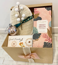 Load image into Gallery viewer, Great Friends Affordable Pamper Hamper Gift Box Small
