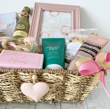 Load image into Gallery viewer, Ultimate Mothers Day Mum Pamper Hamper Basket Thank you Gift Large

