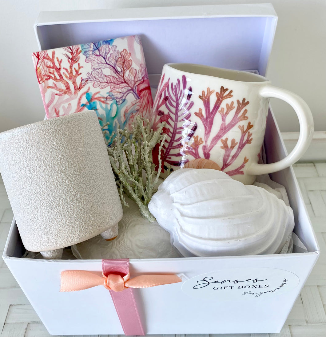 Pink Coastal Gift Box Pamper Hamper Medium