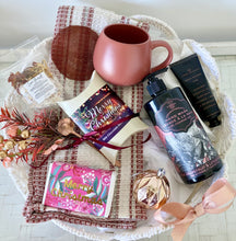 Load image into Gallery viewer, Ultimate Pretty Luxe Christmas Gift Basket Pamper Hamper Large
