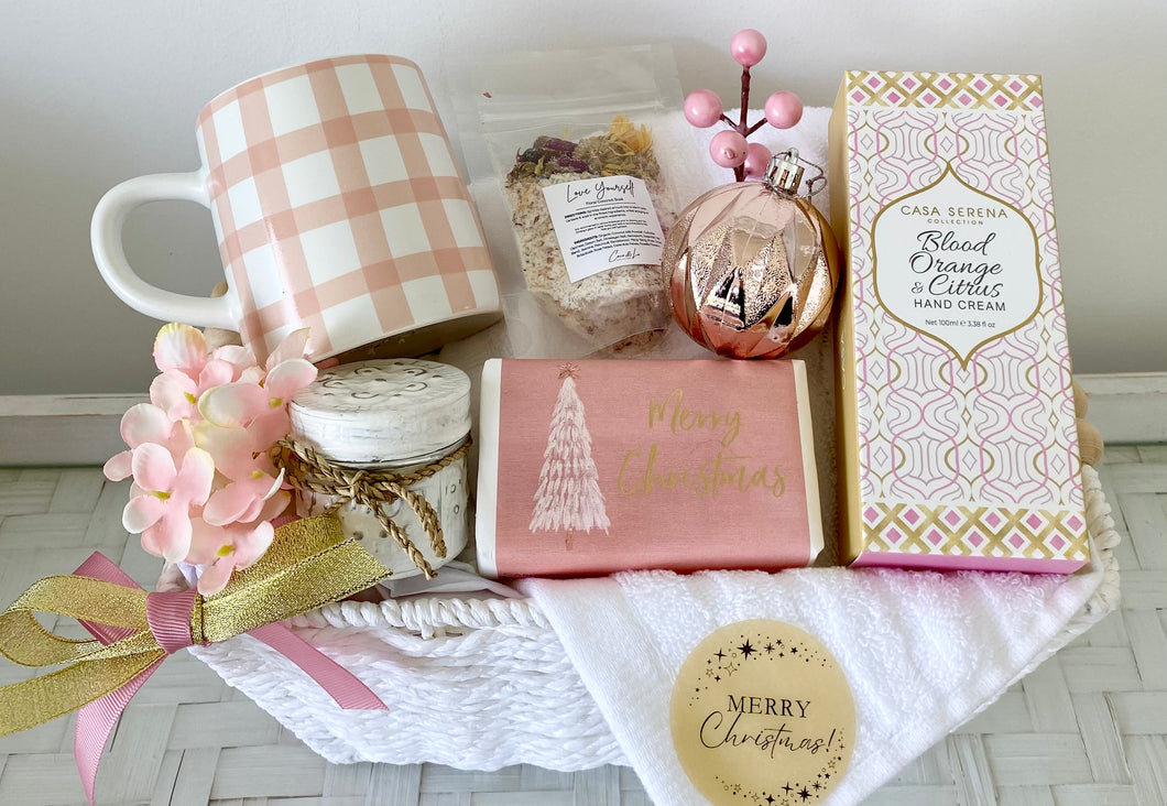 Christmas Pretty Pink Gift Basket Pamper Hamper Large