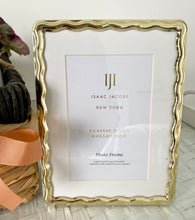 Load image into Gallery viewer, Romantic Escape Female Gift Basket Hamper Birthday, Housewarming, Sympathy, Thank you Large
