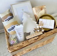 Load image into Gallery viewer, Ultimate Christmas Shimmer Family Gift Basket Pamper Hamper Large
