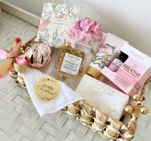 Load image into Gallery viewer, Thank You For Being A Great Teacher Christmas Gift Basket Pamper Hamper Large
