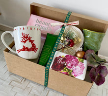 Load image into Gallery viewer, Christmas Thank You Gift Box Pamper Hamper Large

