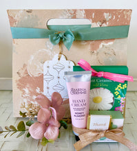 Load image into Gallery viewer, Thank you Affordable Christmas Gift Box Bag Hamper Small
