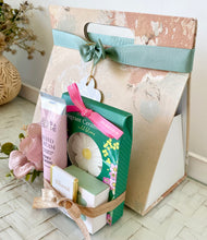 Load image into Gallery viewer, Thank you Affordable Christmas Gift Box Bag Hamper Small
