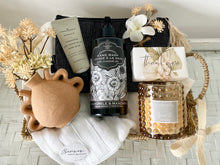 Load image into Gallery viewer, Thank you Pamper Hamper Set Basket Large
