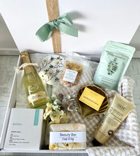 Load image into Gallery viewer, Ultimate Quiet Pamper Hamper Any Occasion Gift Box Large
