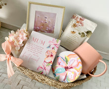 Load image into Gallery viewer, Ultimate Shabby Chic Mum Pamper Hamper Birthday Thank you Gift Large
